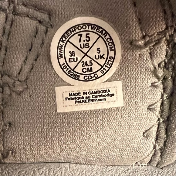 Keen Newport H2 Sandal | Black/Pink | Size 7.5 - Picture 13 of 14